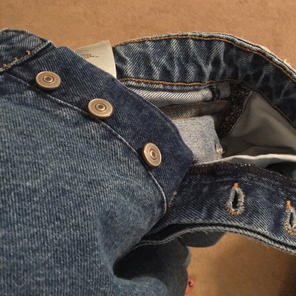 H&M | Destroyed Hem | Jeans - Picture 5 of 5